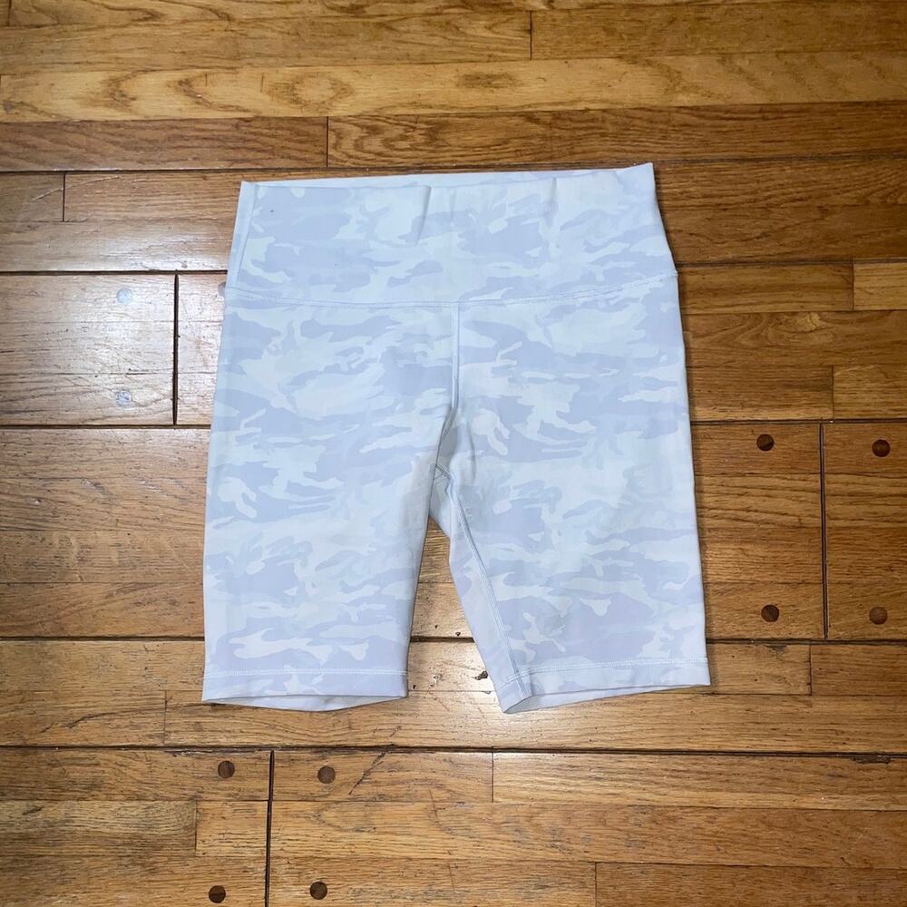 Lululemon Wunder Under Short 10" *Ribbed - Picture 14 of 16